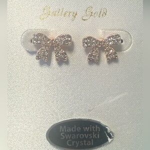 New In Box Gallery Gold Bow Earrings In Rose Gold Tone w Swarovski Crystals